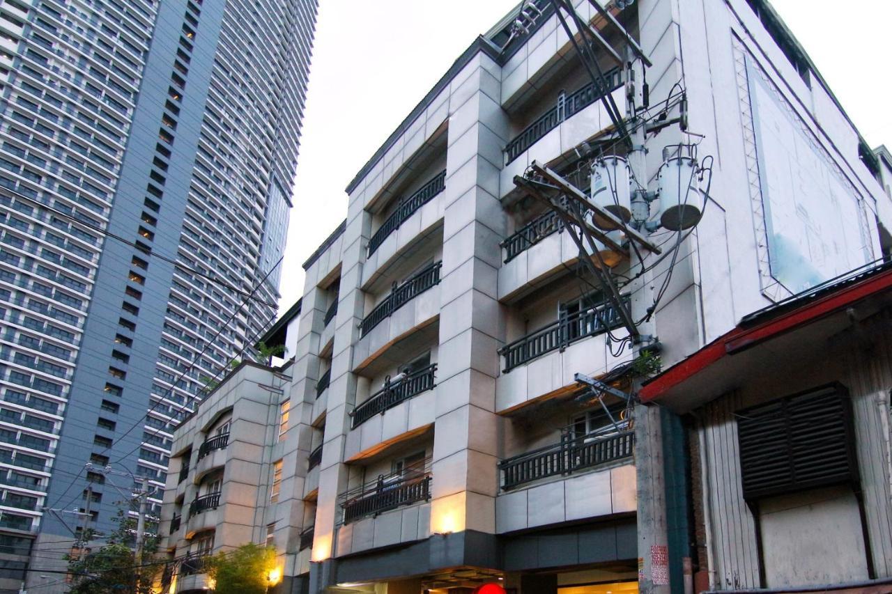 Oyo 103 Artina Suites Hotel Макати Экстерьер фото