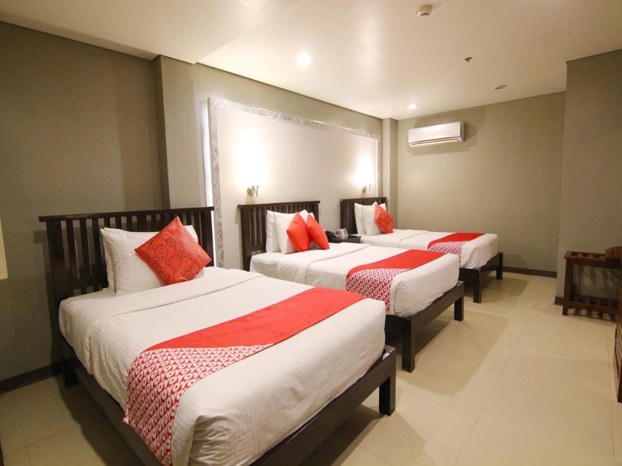 Oyo 103 Artina Suites Hotel Макати Экстерьер фото