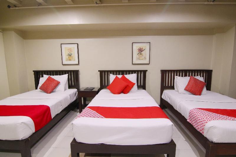 Oyo 103 Artina Suites Hotel Макати Экстерьер фото
