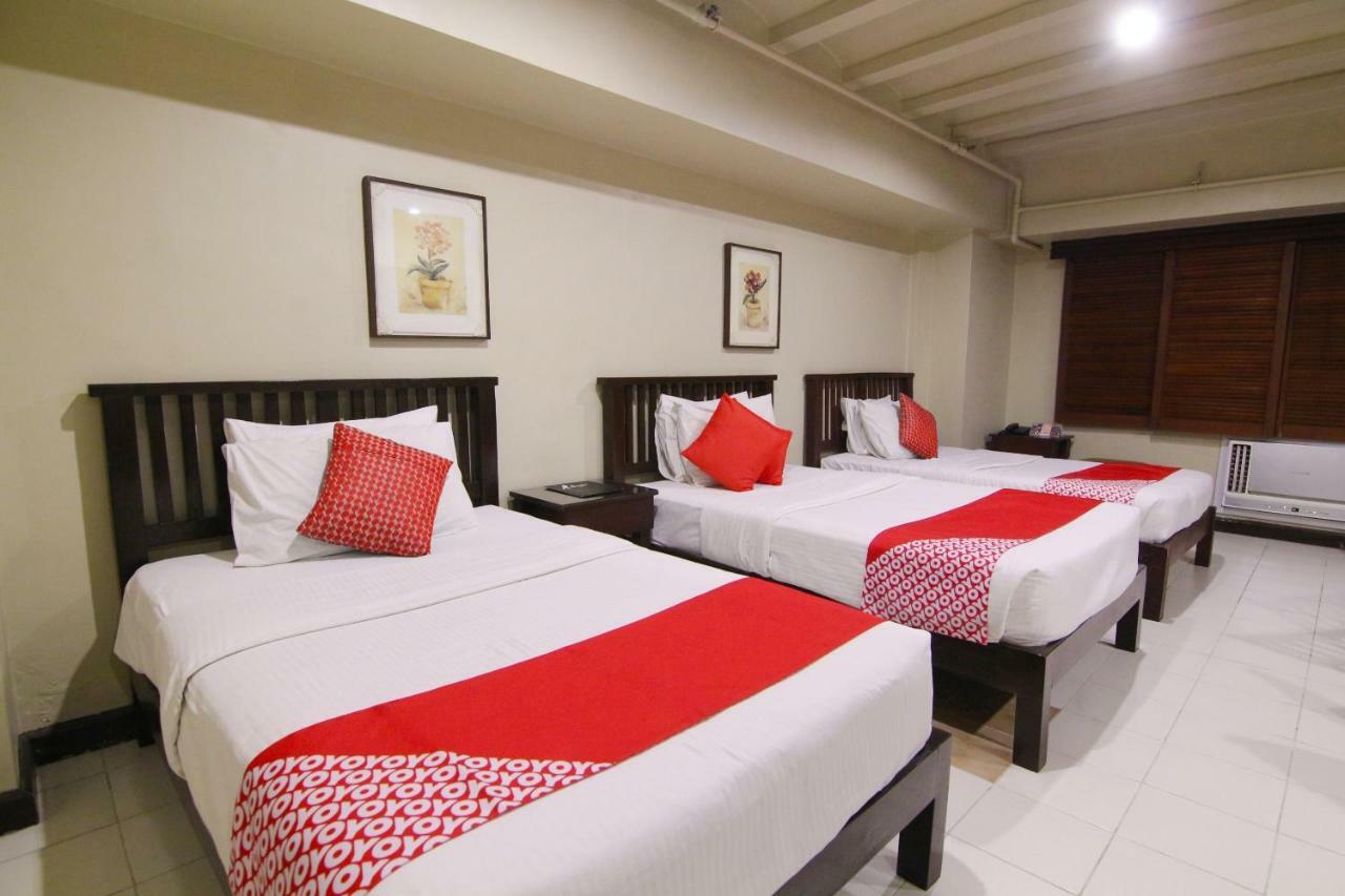 Oyo 103 Artina Suites Hotel Макати Экстерьер фото
