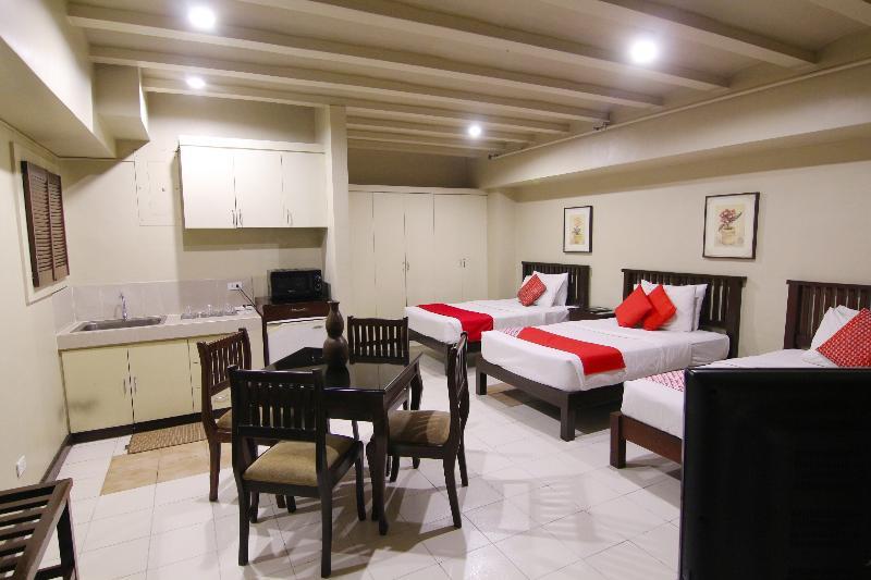 Oyo 103 Artina Suites Hotel Макати Экстерьер фото